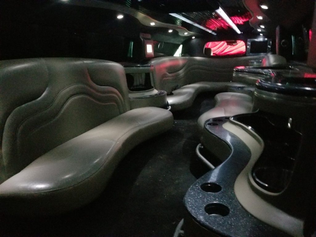 2007 Hummer H2 limousine [minor issues]